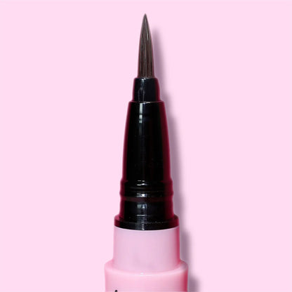 The Artist Brush Pen Eyeliner